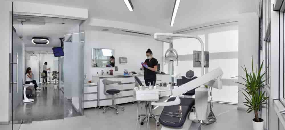 Dentaglobal Dental Clinic في Izmir، Turkey تعليقات من مرضى حقيقيين
 Slider image 3