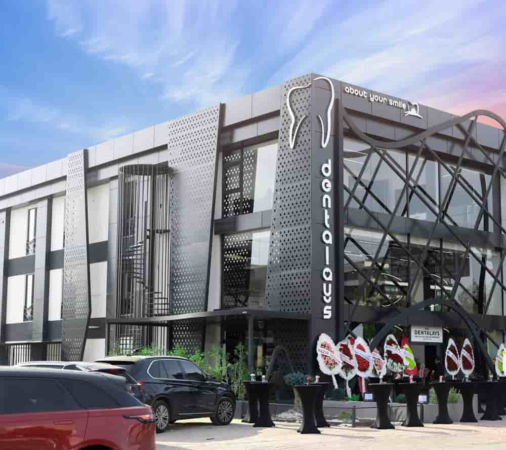 Dentalays Dental Center في Antalya، Turkey تعليقات من مرضى حقيقيين
 Slider image 1