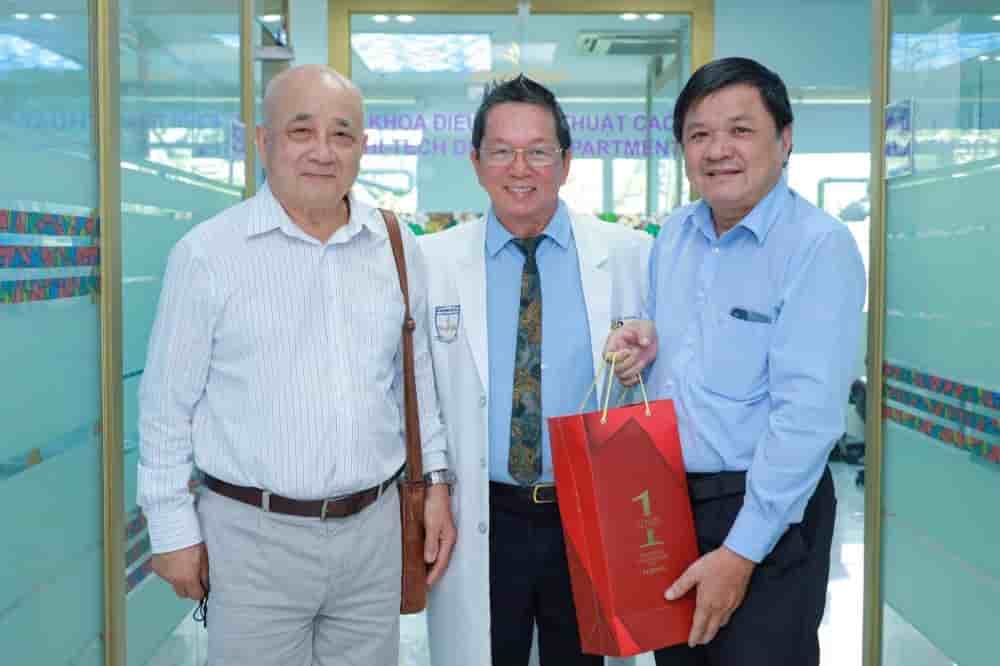 Worldwide Dental & Cosmetic Surgery Hospital في Ho Chi Minh، Vietnam تعليقات من مرضى حقيقيين
 Slider image 3
