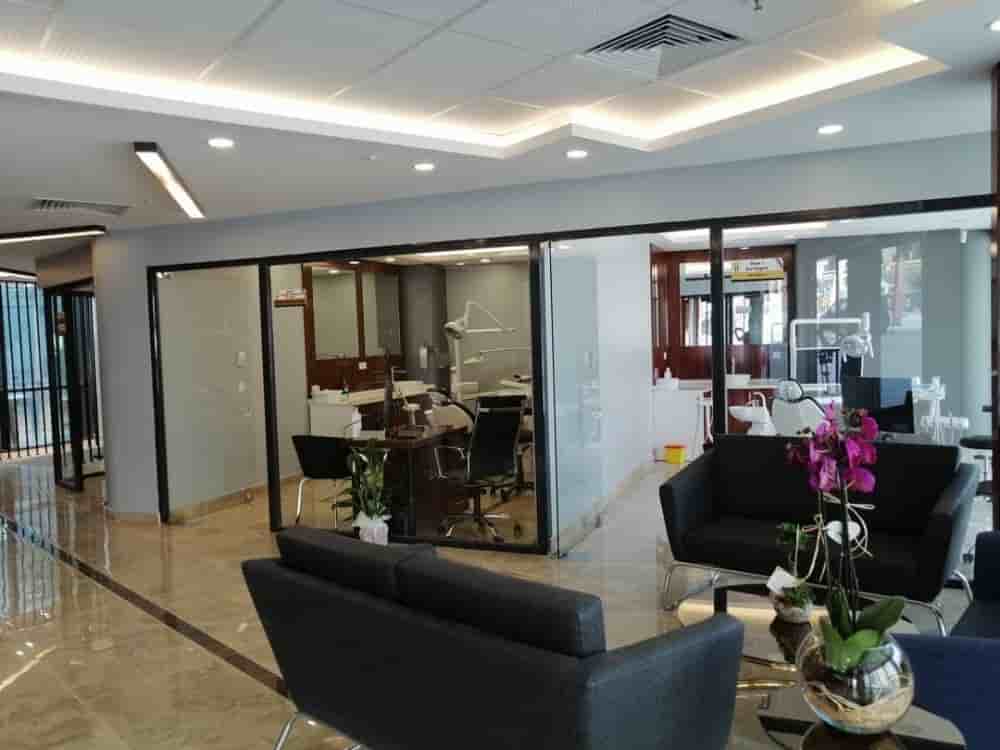 EMG KLiNiK Oral and Dental Health Clinic في Istanbul، Turkey تعليقات من مرضى حقيقيين
 Slider image 2