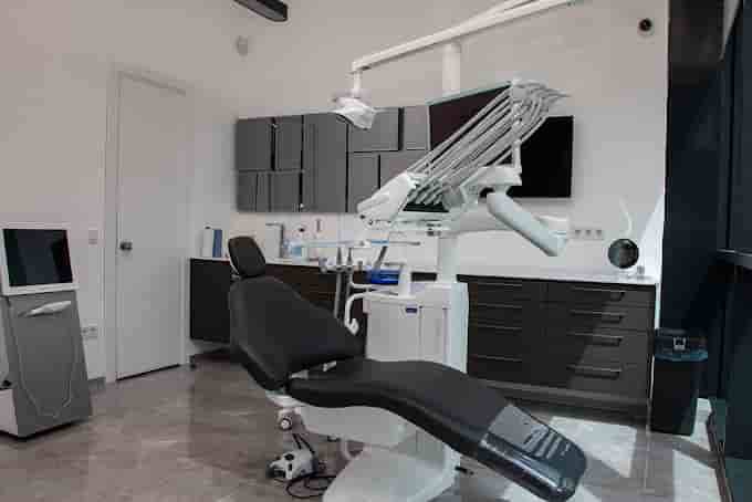 Ebru Ersan Dental Solutions في Istanbul، Turkey تعليقات من مرضى حقيقيين
 Slider image 8