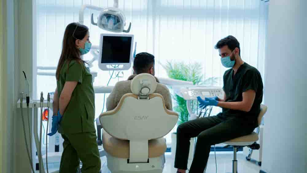 Dentaray Clinic: Affordable Dental Clinic in Istanbul في Istanbul، Turkey تعليقات من مرضى حقيقيين
 Slider image 3