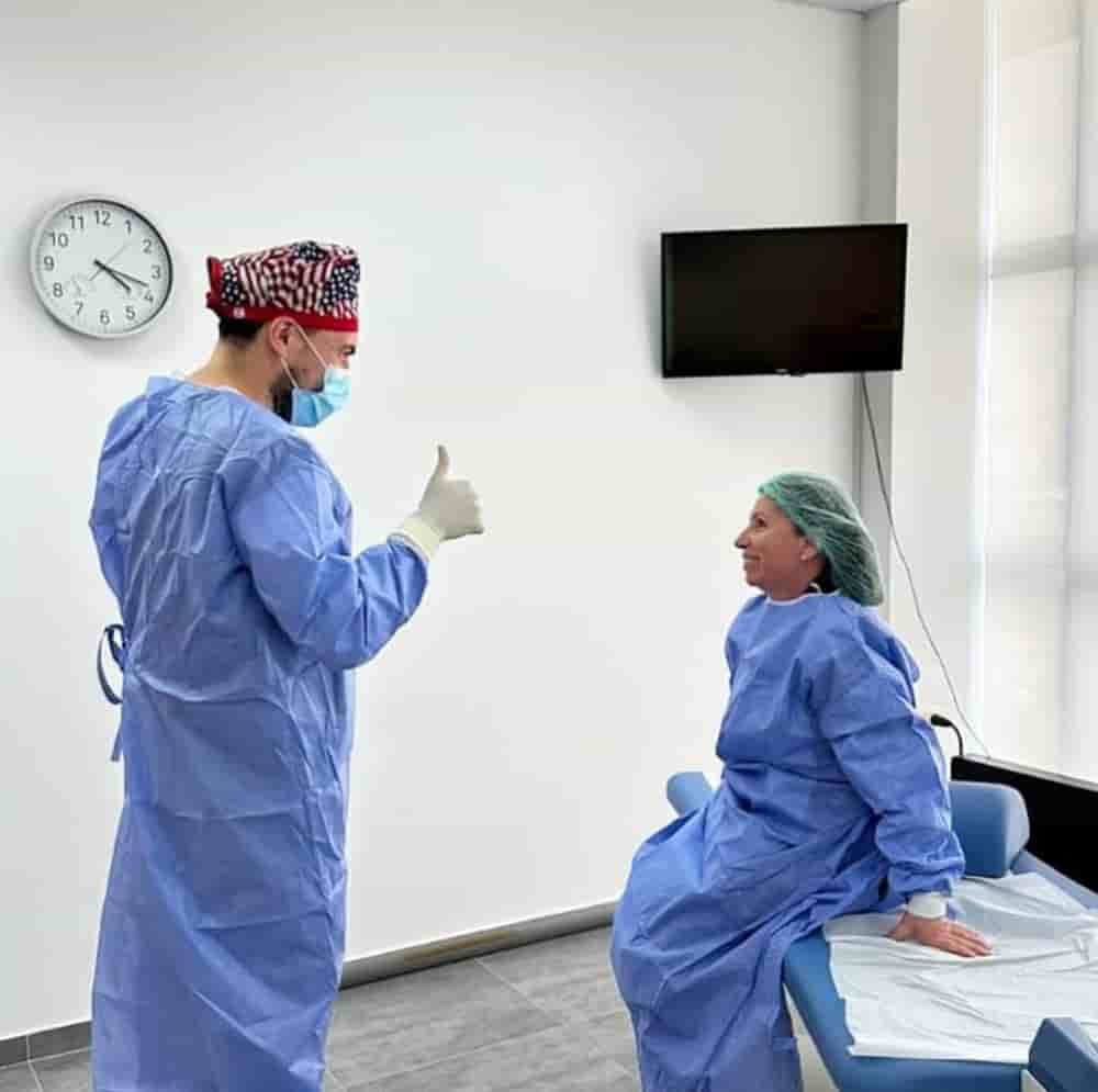 Italian Eye Hospital in Kosovo في Prishtine، Kosovo تعليقات من مرضى حقيقيين
 Slider image 6
