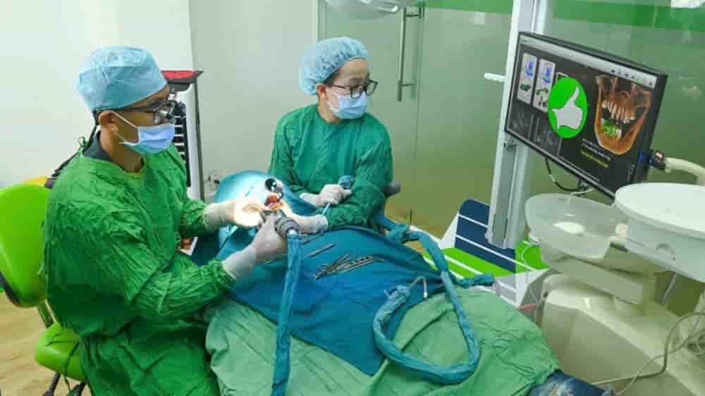 Da Nang Implant Dental Clinic in Vietnam في Danang، Vietnam تعليقات من مرضى حقيقيين
 Slider image 4