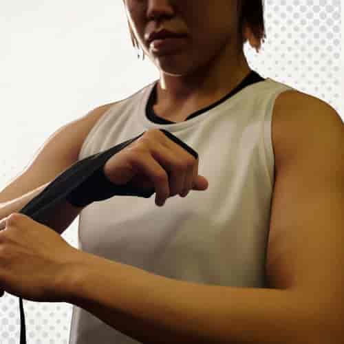 أفضل باقة علاجية لمفصل الرسغ يقدمها خبير العلاج بالخلايا الجذعية في ألمانيا - الدكتور كلينجنبرغ