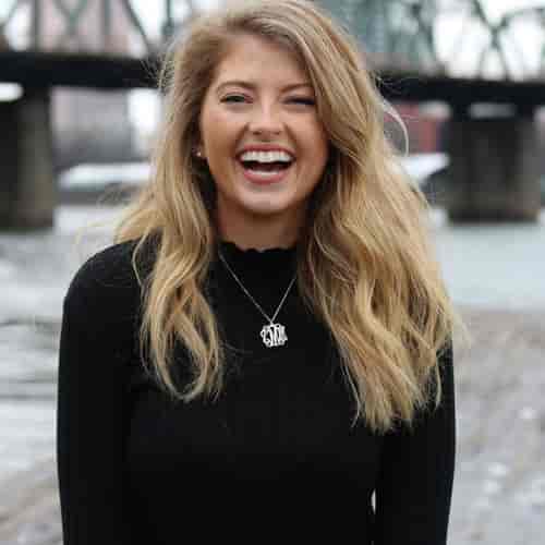 باقة زراعة الأسنان All on 4 في عيادة برايم إسطنبول، إسطنبول، تركيا