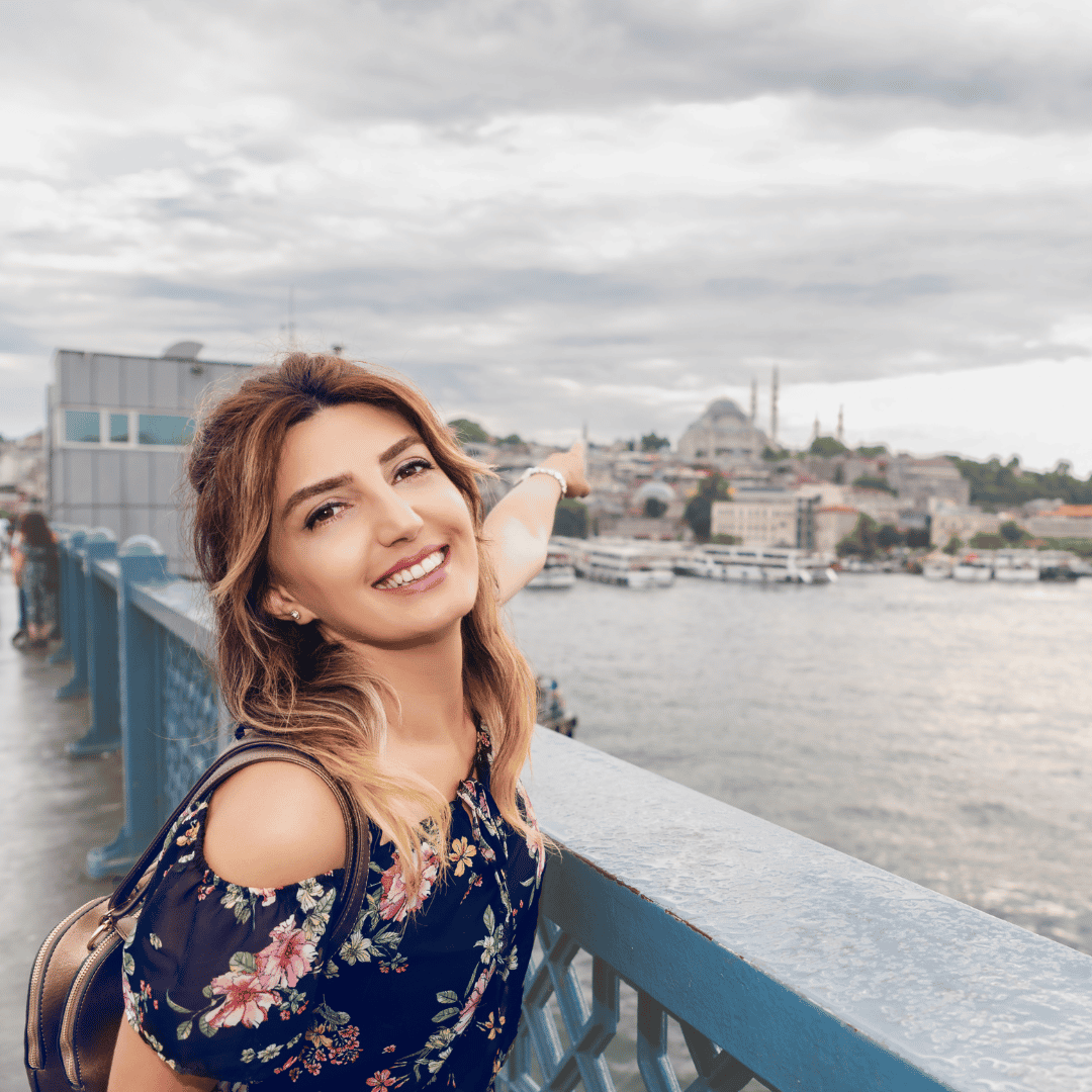 زراعة الأسنان في إزمير، تركيا - صحة فمك بأسعار معقولة