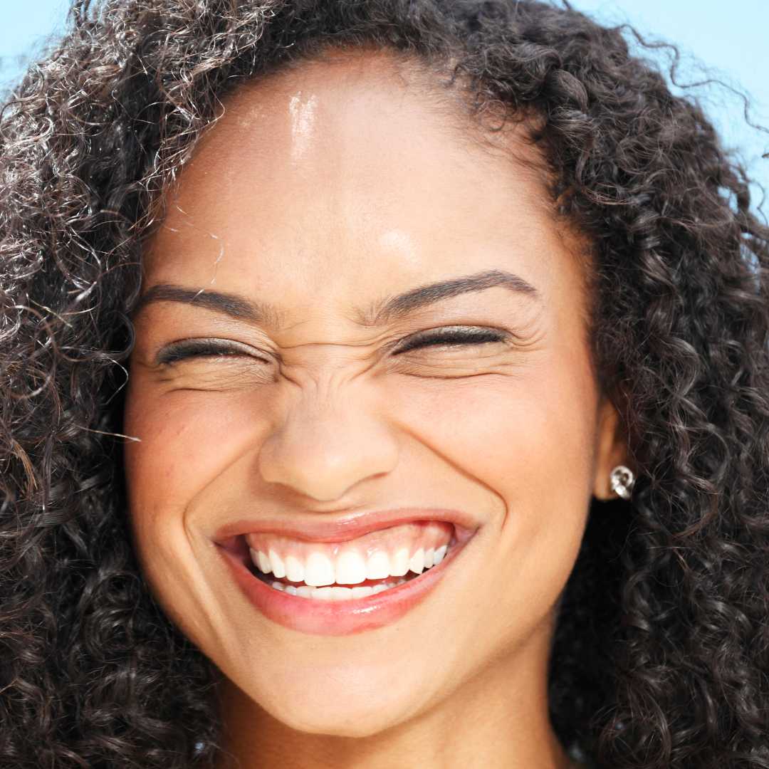 باقة زراعة الأسنان All on 4 في عيادة Dental Bosphorus، إسطنبول، تركيا