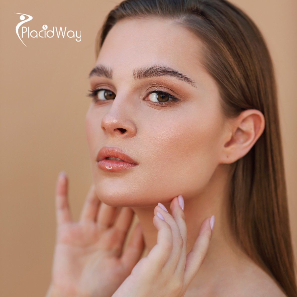 عملية شد الوجه بتقنية الطبقة العميقة في تركيا للأفراد الذين يسعون إلى تجديد شباب الوجه لفترة طويلة